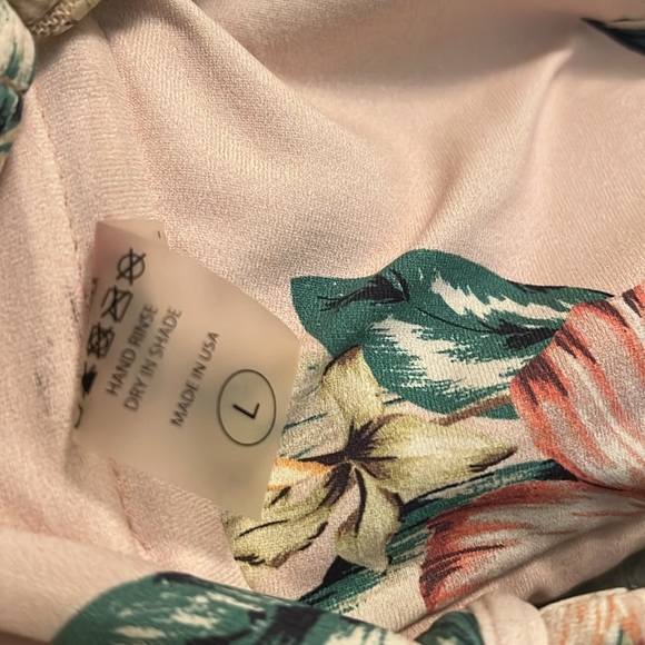 Montce bikini set large top, small bottoms - Picture 4 of 9